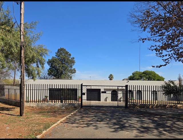 3 BEDROOM HOUSE FOR SALE IN KLIPWATER